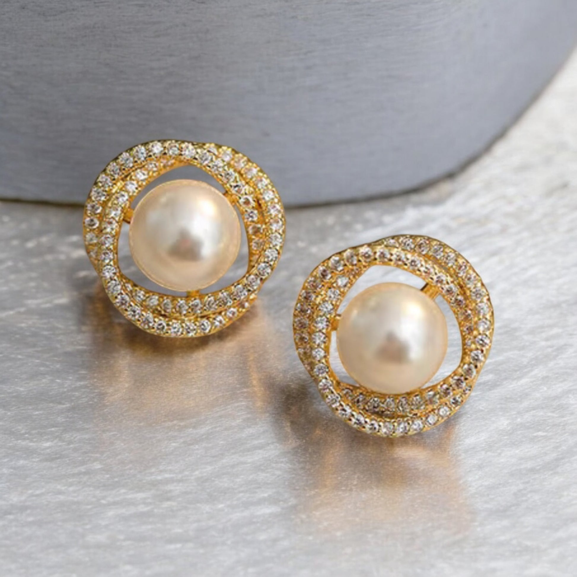 Parisian Swirl Pearl Earrings _Lifeluxe jewelry trending beautiful