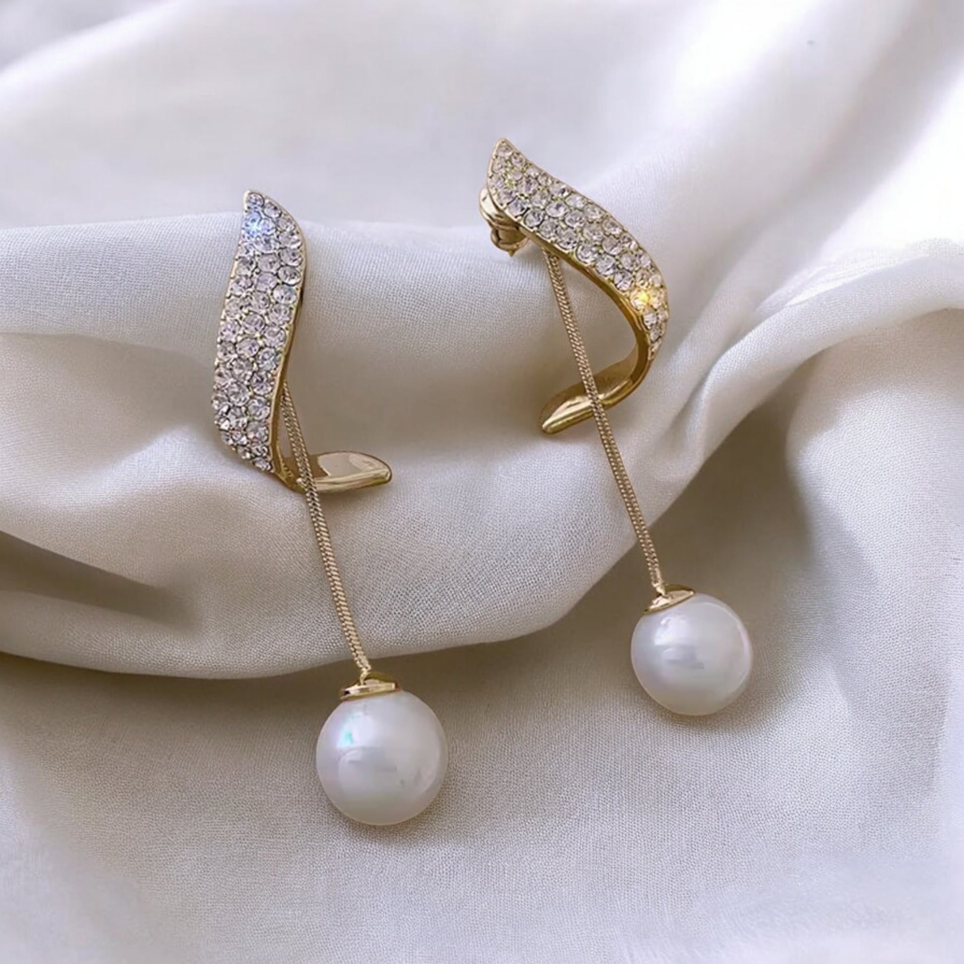 Indulge in the luxurious elegance of our latest designs, perfect for adding a touch of glamour to any outfit. Whether you prefer classic sophistication or modern chic, our collection offers something for every taste and occasion.https://lifeluxejewelry.com/